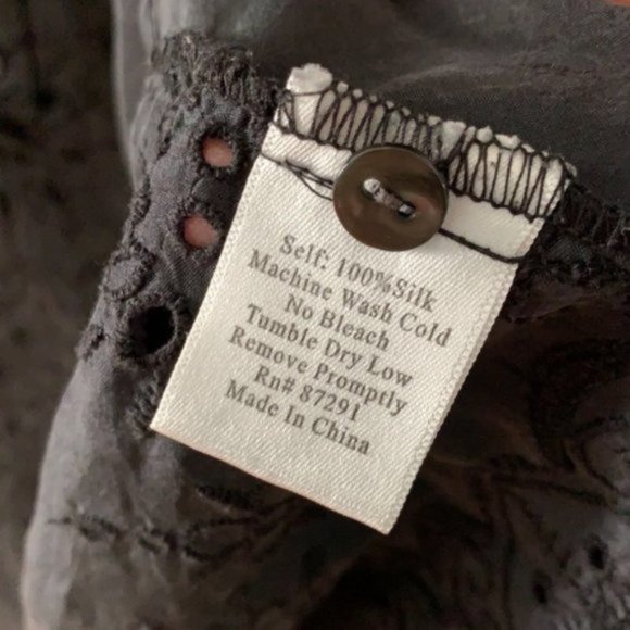 Vintage Johnny Was 100% Silk Black Button Tunic Top - Picture 8 of 12